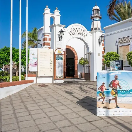 White Volcano Pool, Gym And Activities In Sport Center Fariones Included Puerto del Carmen  Exterior foto